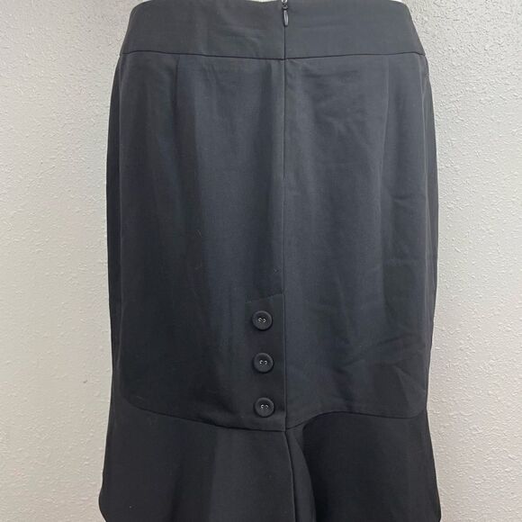 Larry Levine Black Stretch Midi Skirt Size 10 EUC - Picture 4 of 5